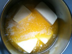 1. olvaszd meg a vajat