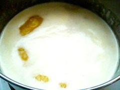 2. Közepes hőfokon melegítsd